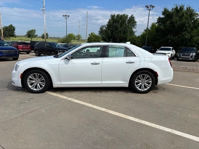 2016 Chrysler 300 C