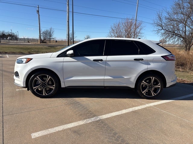 2021 Ford Edge ST