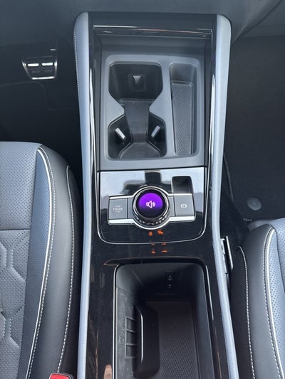 2025 Volkswagen Tiguan 2.0T SEL R-Line