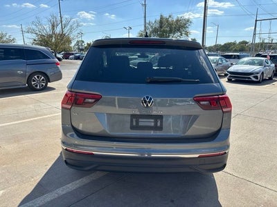 2023 Volkswagen Tiguan 2.0T SE