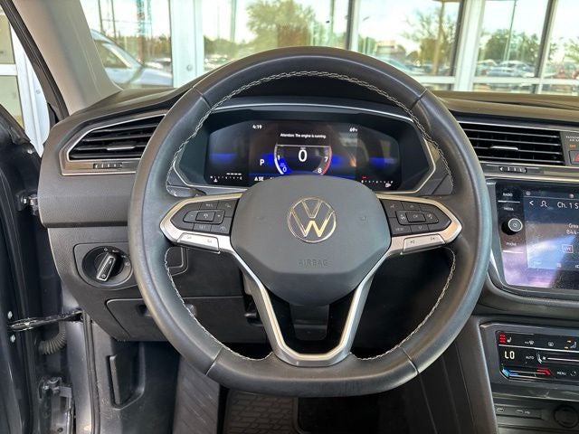 2023 Volkswagen Tiguan 2.0T SE