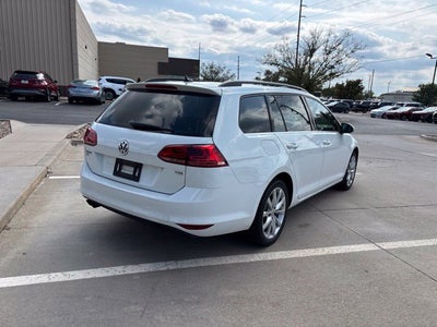 2017 Volkswagen Golf SportWagen S