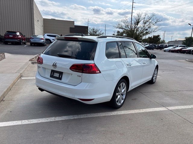 2017 Volkswagen Golf SportWagen S