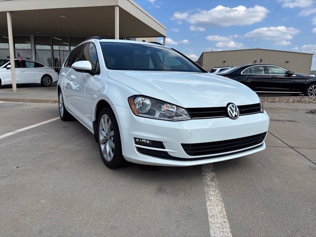 2017 Volkswagen Golf SportWagen S