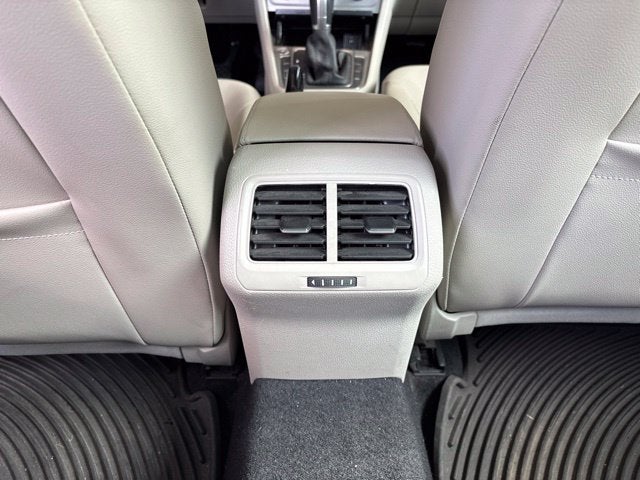 2017 Volkswagen Golf SportWagen S