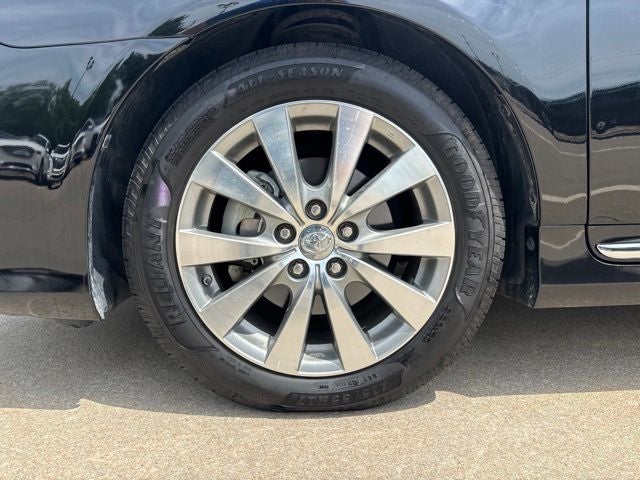 2012 Toyota Avalon Limited
