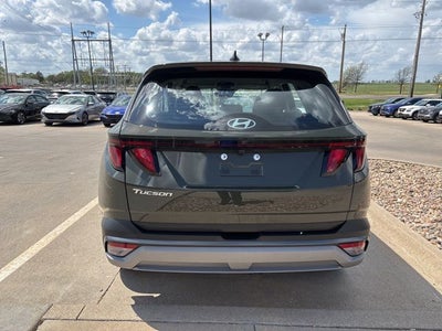 2026 Hyundai TUCSON SE