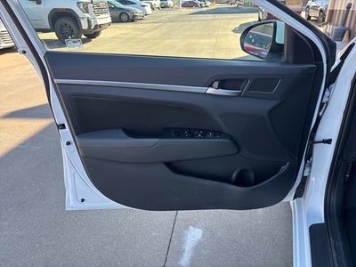 2020 Hyundai ELANTRA SEL