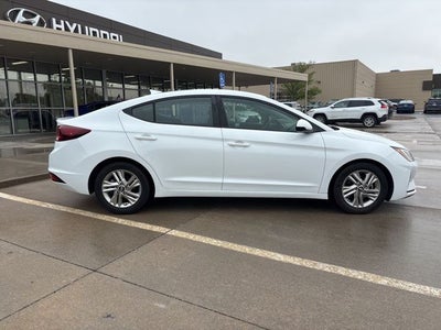 2019 Hyundai ELANTRA SEL