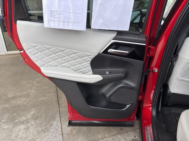 2023 Mitsubishi Outlander PHEV SEL