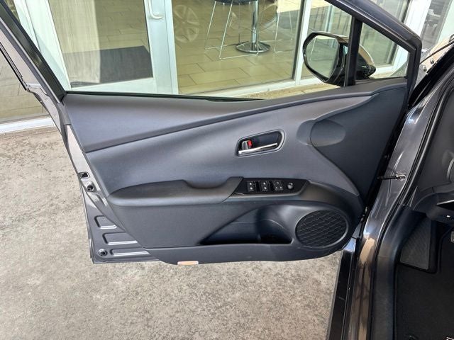 2017 Toyota Prius Three Touring