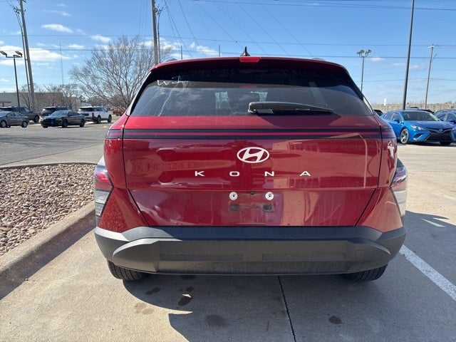 2025 Hyundai KONA SEL