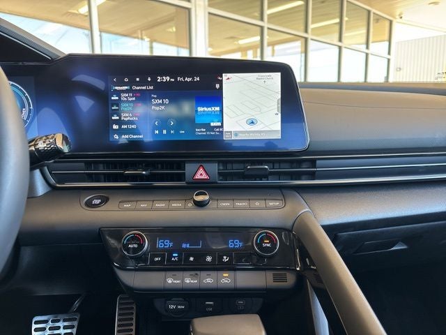 2025 Hyundai ELANTRA HYBRID SEL Sport