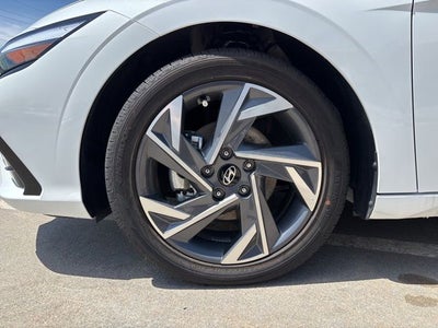 2025 Hyundai ELANTRA HYBRID Limited