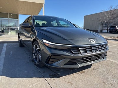 2025 Hyundai ELANTRA SEL Convenience