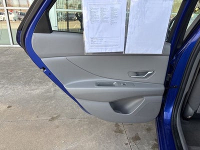 2025 Hyundai ELANTRA SEL Convenience