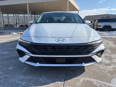 2025 Hyundai ELANTRA SEL Convenience