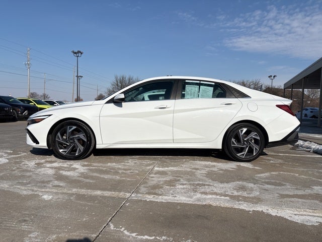 2025 Hyundai ELANTRA SEL Convenience