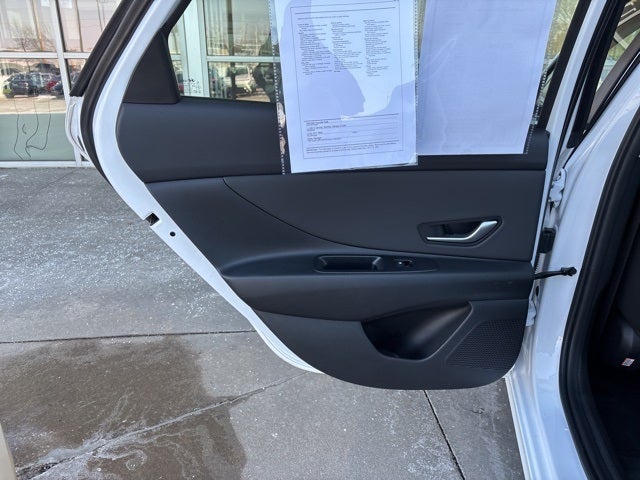 2025 Hyundai ELANTRA SEL Convenience