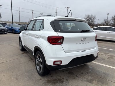 2025 Hyundai VENUE SEL