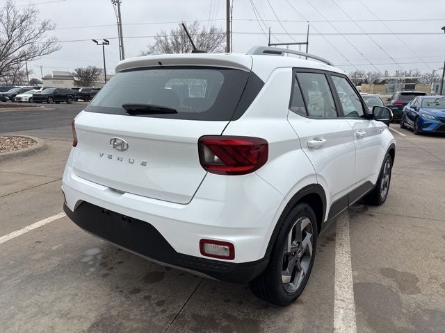 2025 Hyundai VENUE SEL