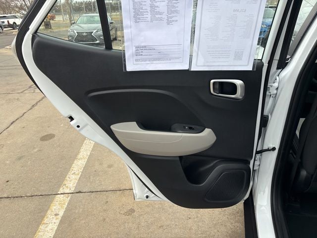 2025 Hyundai VENUE SEL