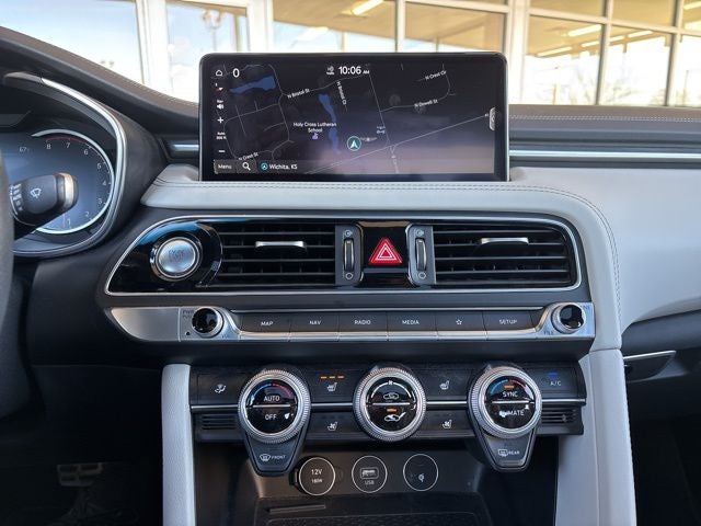 2023 Genesis G70 2.0T