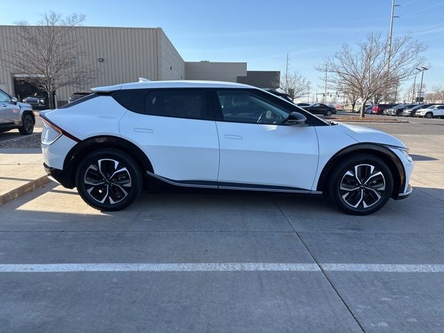 2023 Kia EV6 Wind