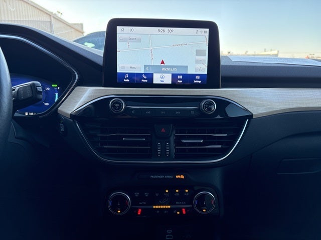 2022 Ford Escape Titanium Hybrid