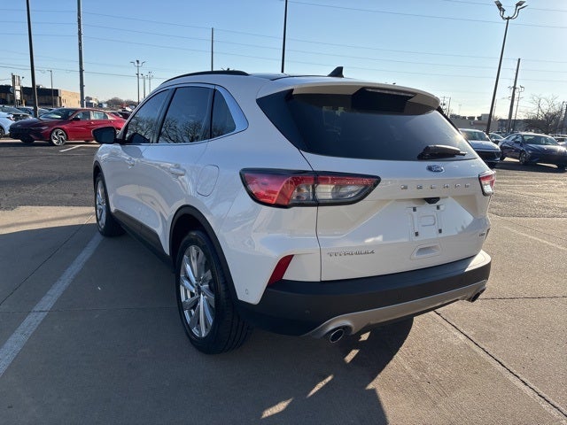 2022 Ford Escape Titanium Hybrid