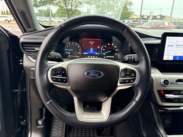2022 Ford Explorer XLT - Photo 8