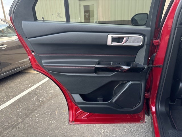 2024 Ford Explorer ST-Line