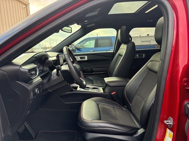 2024 Ford Explorer ST-Line