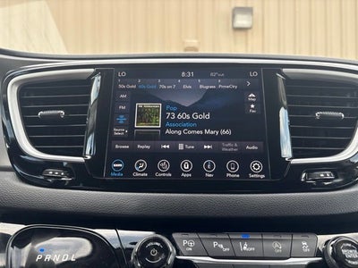 2020 Chrysler Pacifica Touring L