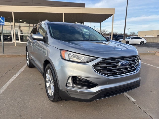 2020 Ford Edge Titanium