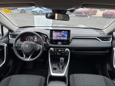 2022 Toyota RAV4 XLE