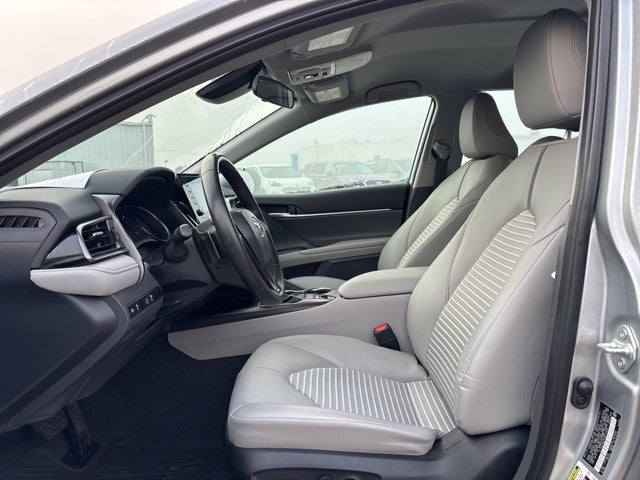 2023 Toyota Camry Hybrid SE