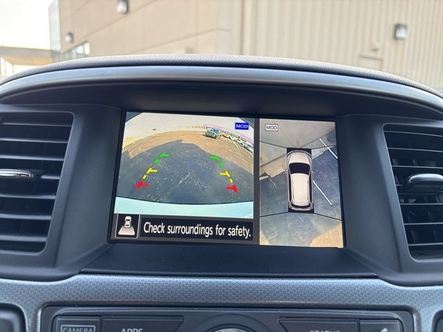 2020 Nissan Pathfinder SL