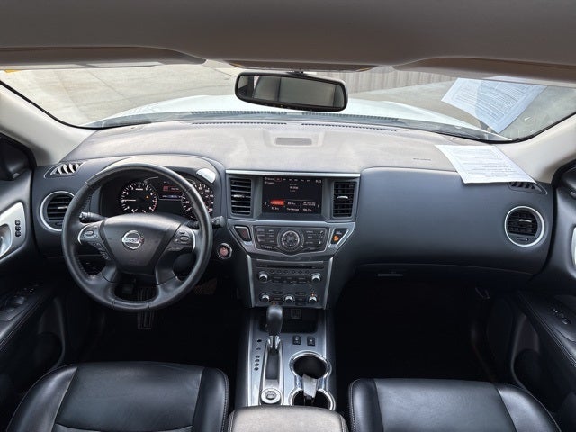 2020 Nissan Pathfinder SL