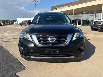 2019 Nissan Pathfinder SV