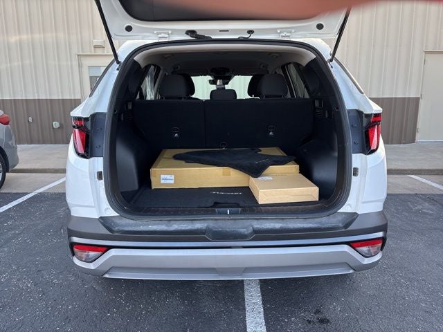 2025 Hyundai TUCSON SE