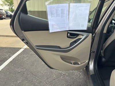 2015 Hyundai ELANTRA SE