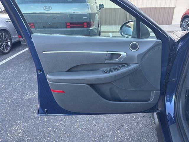 2022 Hyundai SONATA SE