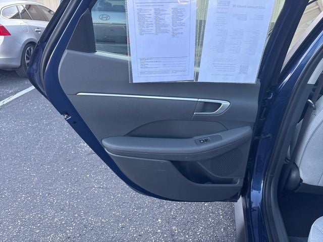 2022 Hyundai SONATA SE