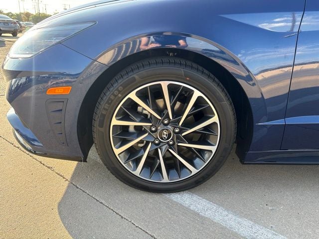 2020 Hyundai SONATA Limited