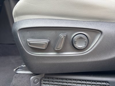 2025 Toyota Sienna XLE 8 Passenger