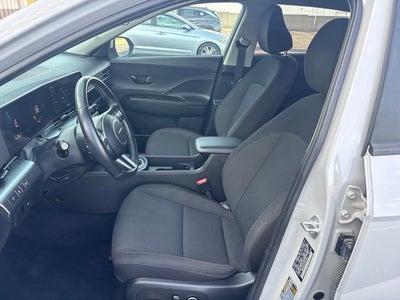 2025 Hyundai KONA SEL
