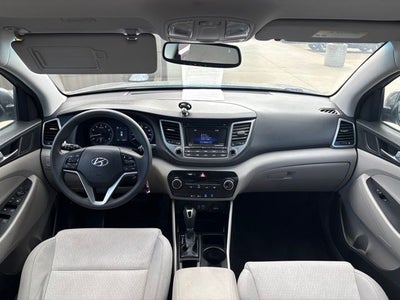 2017 Hyundai TUCSON SE