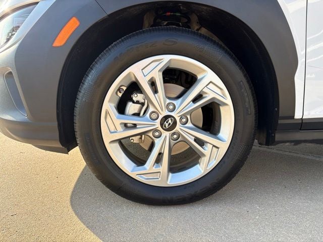 2023 Hyundai Kona SEL - Photo 19