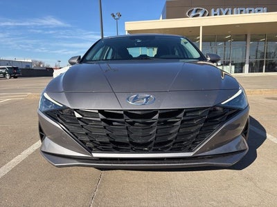 2021 Hyundai ELANTRA SEL